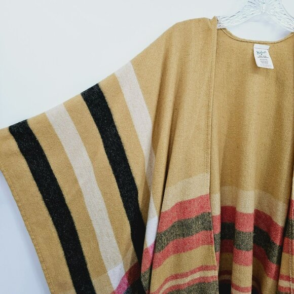 Woolrich Justine Plaid Shawl Poncho Wrap One Size Tan Red Black Fringe Trim Boho - Picture 3 of 8